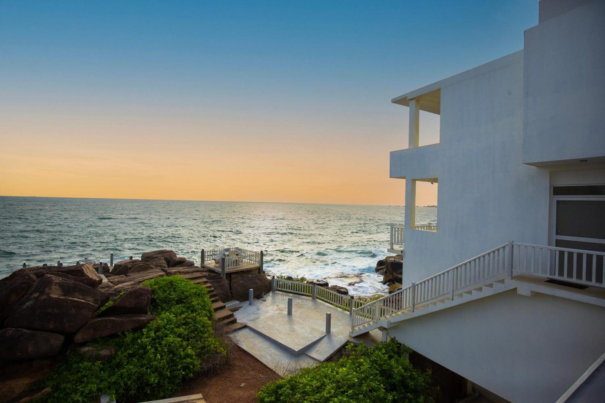 Hotel Zeilan Sunset Point Unawatuna Exteriör bild