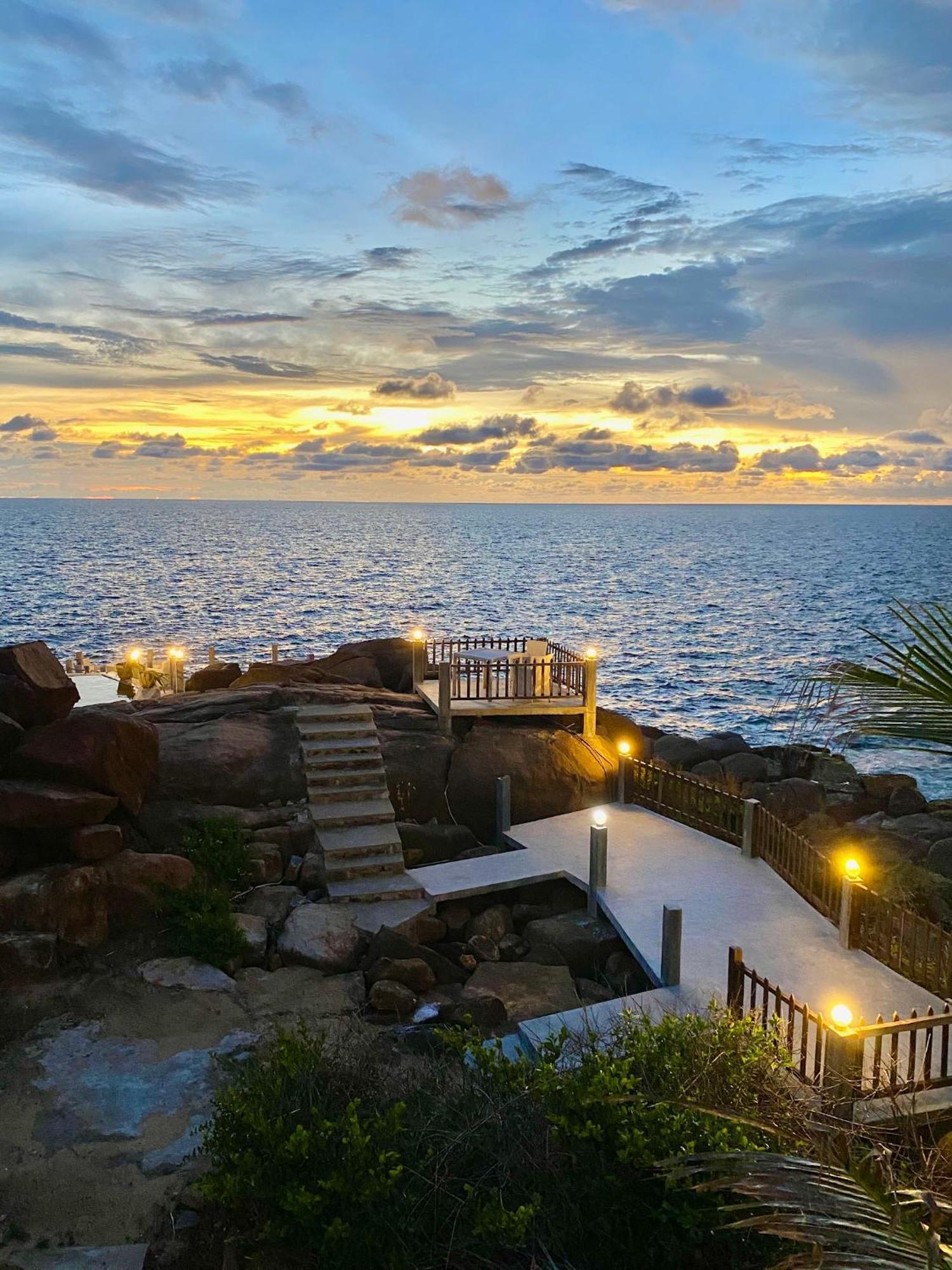 Hotel Zeilan Sunset Point Unawatuna Exteriör bild